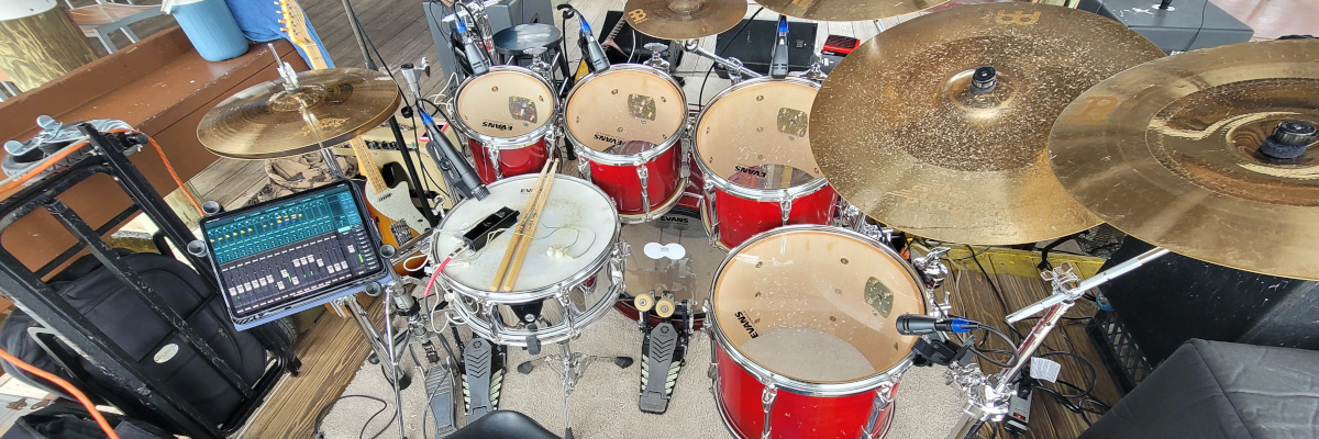 Magic Drumski's Yamaha Drumset: Exciting Beats